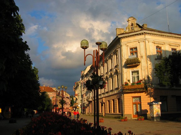 Image - Ternopil (city center).